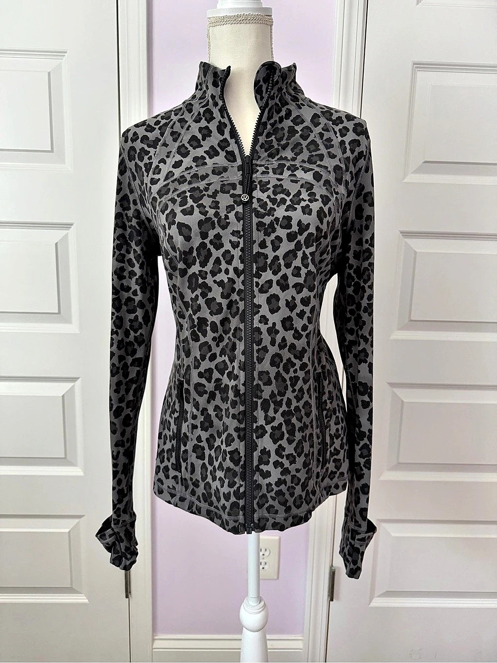 Lululemon Define Jacket Leopard Print Zip Jacket Size 14 Like New